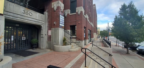 360 W Broadway 